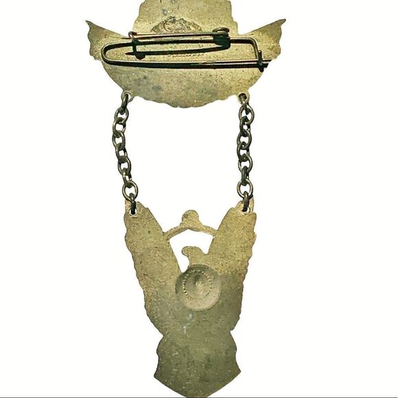 Vintage Fraternal Order of Eagles large dangling Eagle pin - Picture 6 of 7